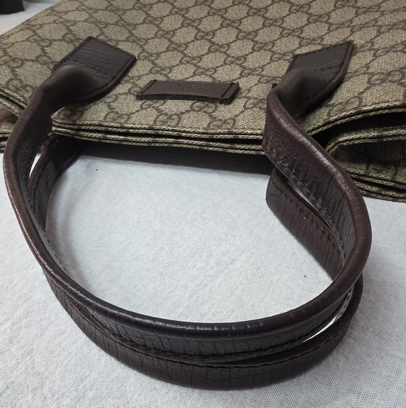 Gucci GG Supreme Monogram Tote With COA - Picture 7 of 11